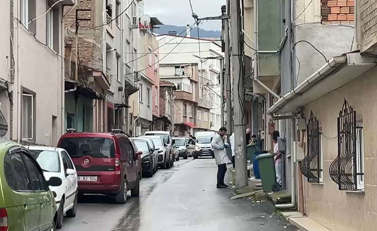 Emekli polis memuru eşini öldüren kadın, 15 parçaya ayırmış 1